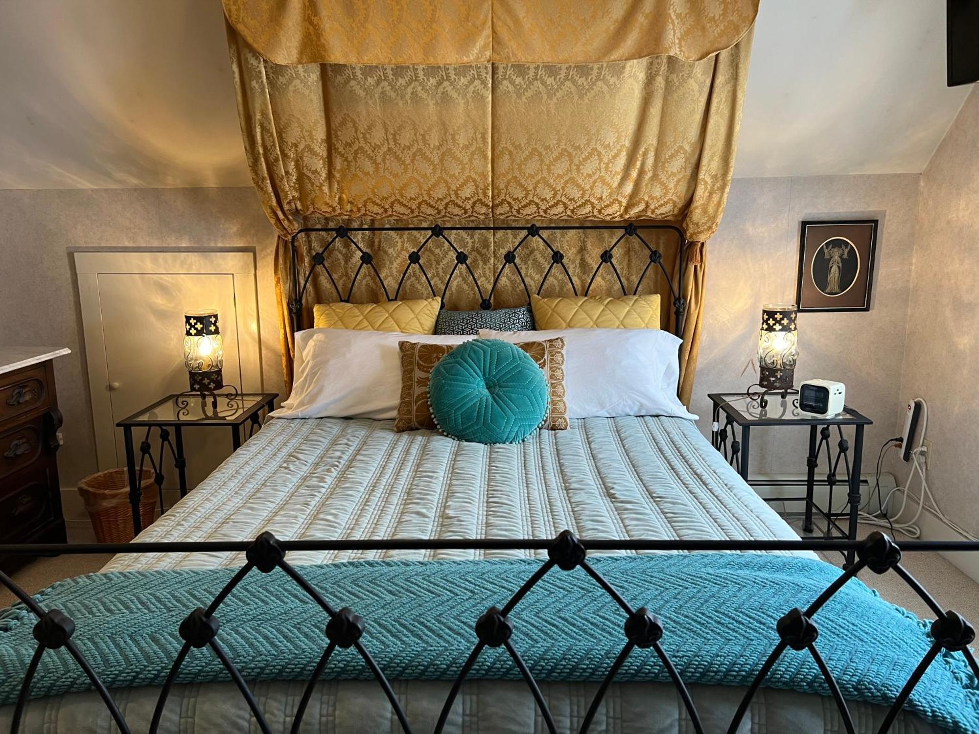 Astor House Bed & Breakfast Green Bay Eksteriør bilde