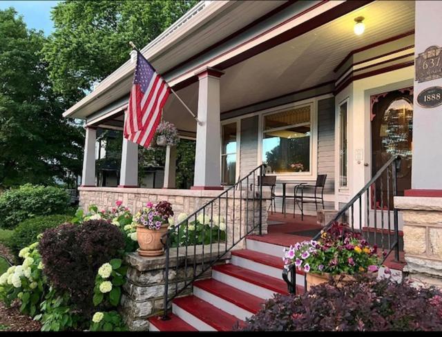 Astor House Bed & Breakfast Green Bay Eksteriør bilde