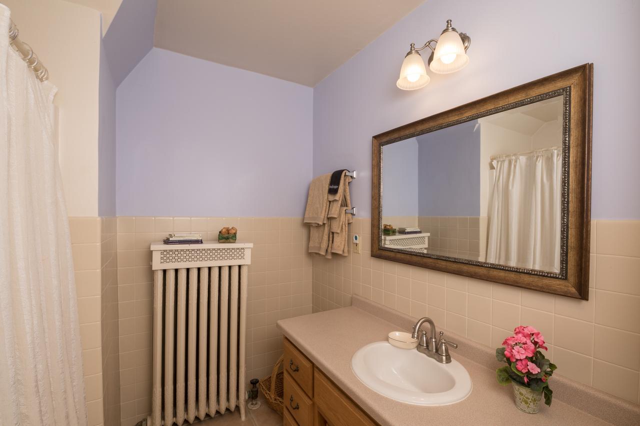Astor House Bed & Breakfast Green Bay Eksteriør bilde