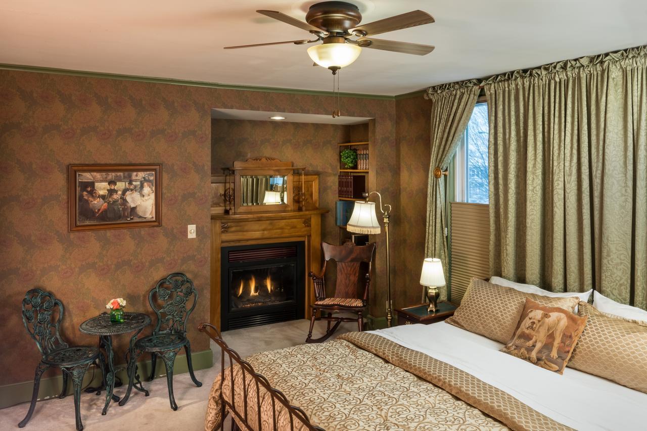 Astor House Bed & Breakfast Green Bay Eksteriør bilde